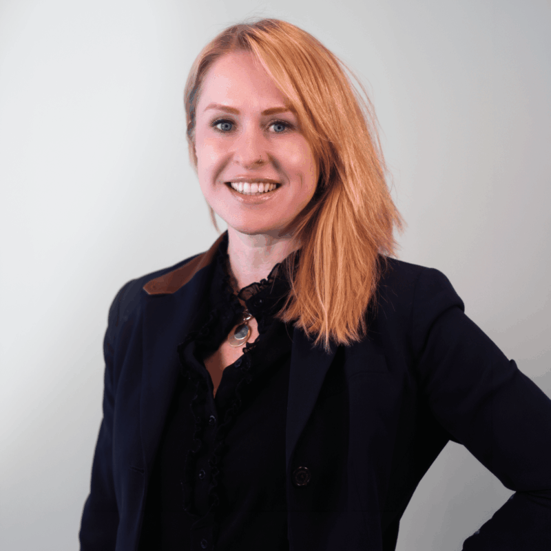 Rachael Thornton headshot